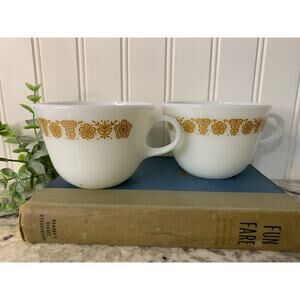Vintage set of 2‎ Pyrex Butterfly Gold Milk Glass Mugs Teacups Retro GrandmaCore